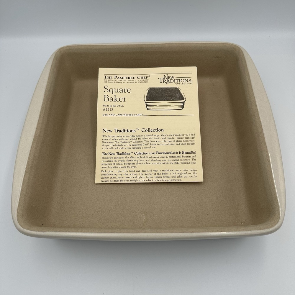 The Pampered Chef Square Baker Family Heritage Stoneware #1315 New Traditions